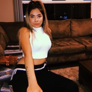 Meet your Posher, Giyha